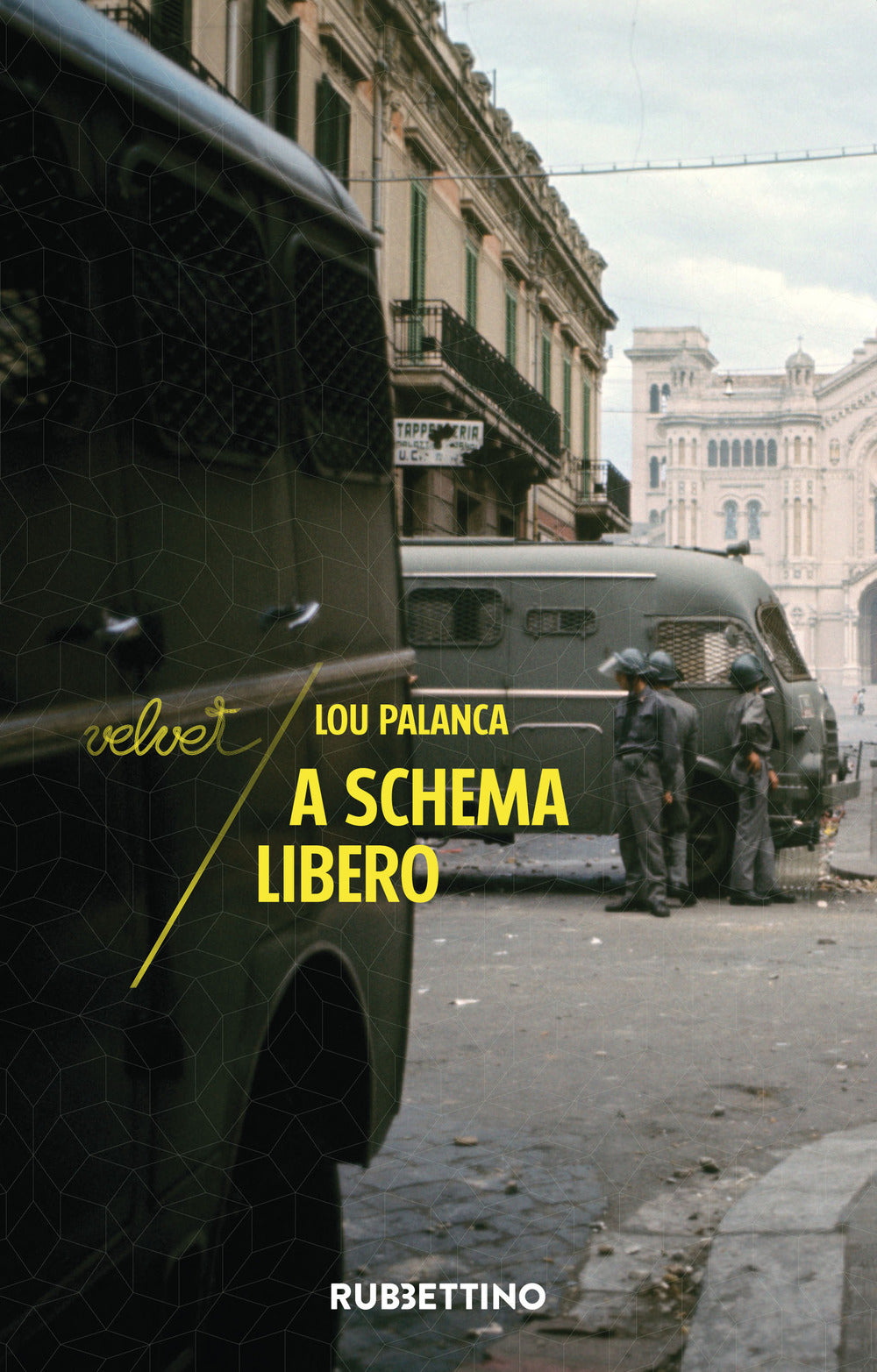 A schema libero.